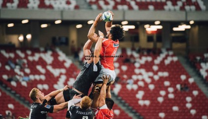 千亿球友会-周琦赴美疗伤，洛杉矶凌晨四点的太阳见证康复之路