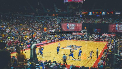 千亿球友会-第四届中青赛南三区第六轮，青春激战，五队鏖斗争出线